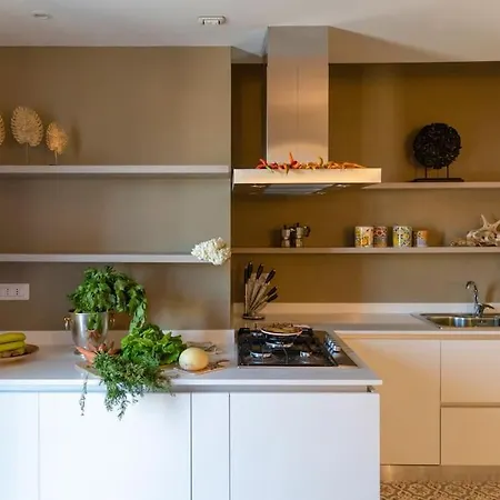 Charming Luxury Apartment: Center *