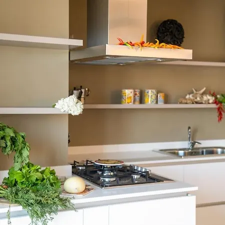 Charming Luxury Apartment: Center