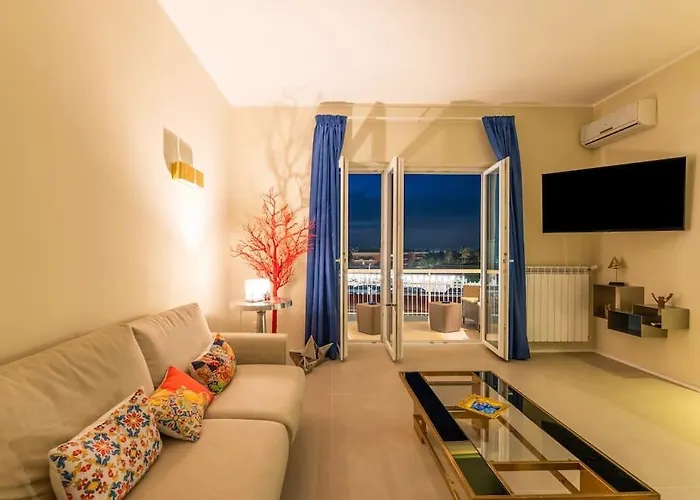 شقة Charming Luxury Apartment: Center