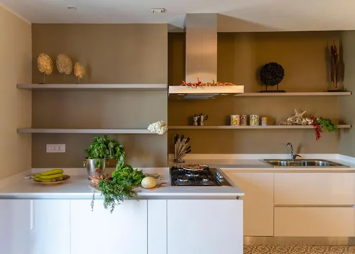 Charming Luxury Apartment: Center *