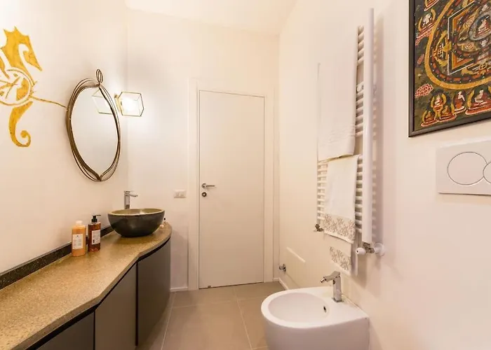 Charming Luxury Apartment: Center *