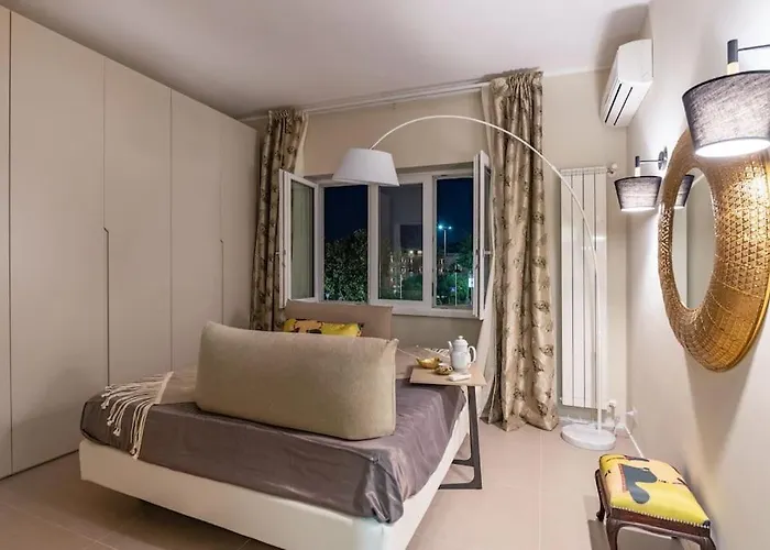 Charming Luxury Apartment: Center شقة *