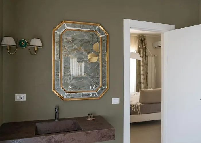 Charming Luxury Apartment: Center *