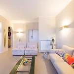Charming Luxury Apartment: Center *