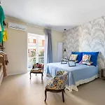 Charming Luxury Apartment: Center Apartament *