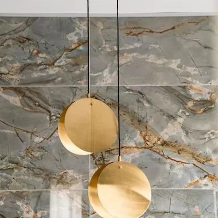 Apartamento Charming Luxury Apartment: Center