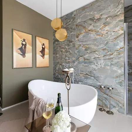 Charming Luxury Apartment: Center * Sorrento