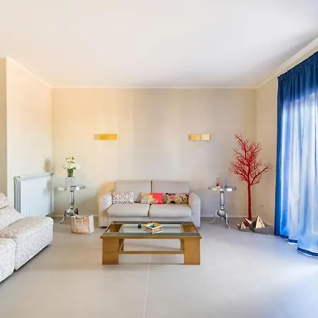 Charming Luxury Apartment: Center Apartament