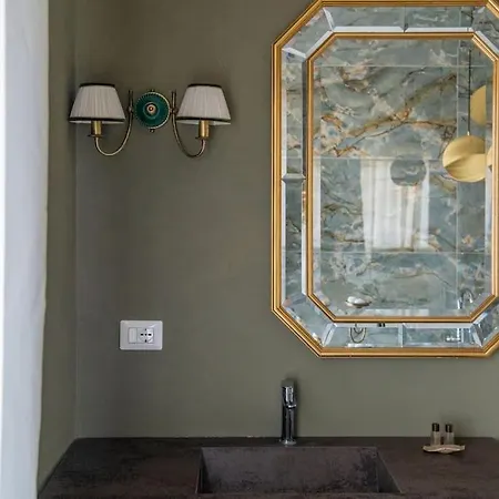 Charming Luxury Apartment: Center شقة *