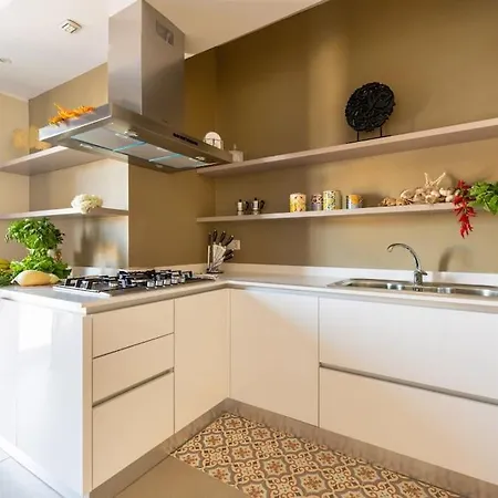 Charming Luxury Apartment: Center شقة سورينتو
