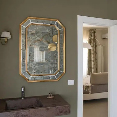 Charming Luxury Apartment: Center *